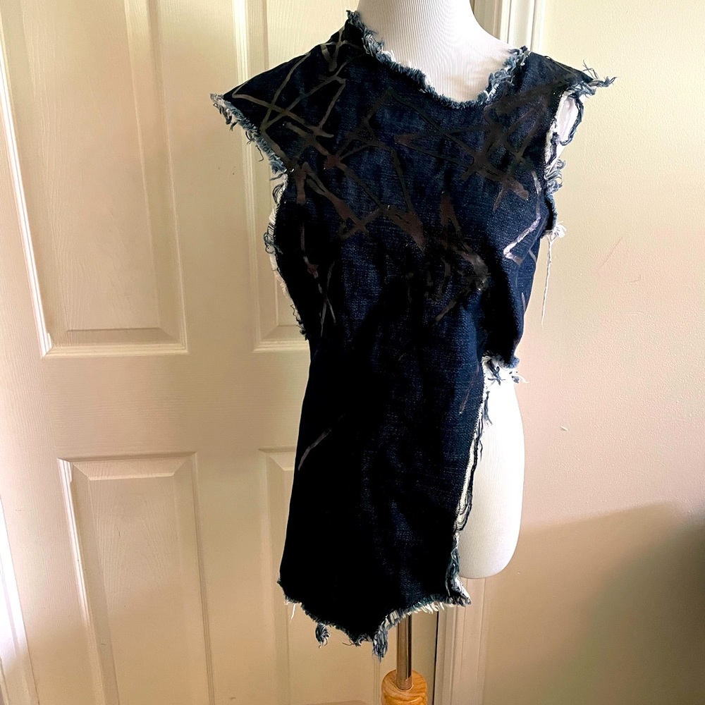 Very Unique Helen Lawrence denim top